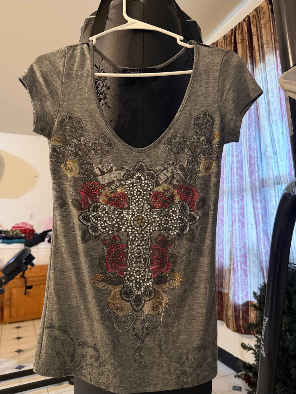 Angels Gray V-Neck Short Sleeve Tee with Jeweled Cross and Red Rose Accents